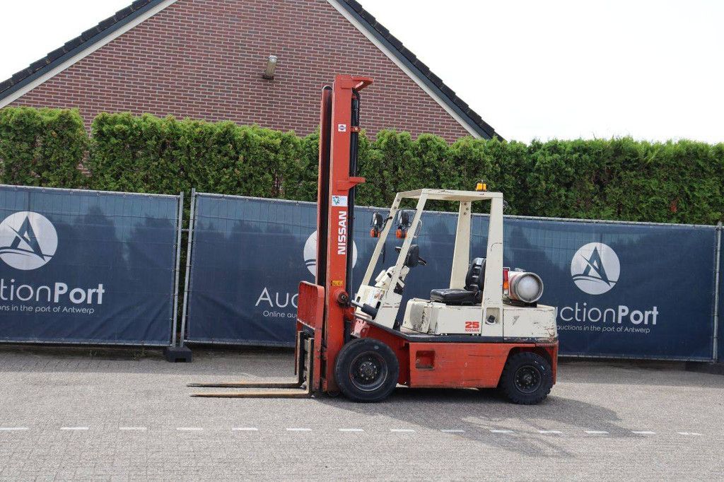 Gabelstapler Nissan PH02A-25U LPG 2500kg 5,0m 1998 (Margin)