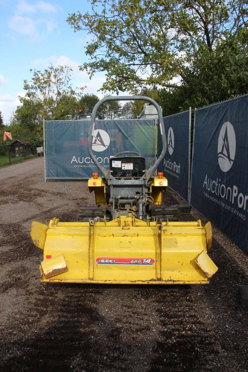 Minitraktor Iseki TPC15 Piccoro Diesel 15 PS