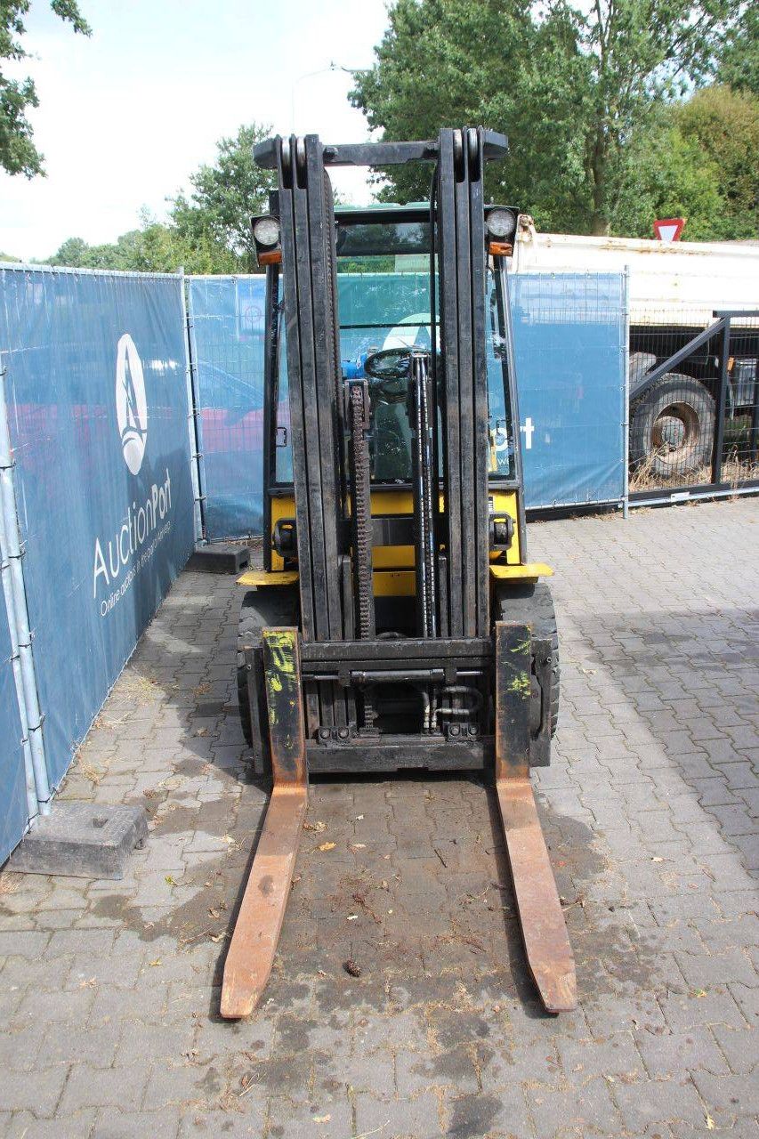 Gabelstapler Hyundai 33L-7A LPG 2840kg 5,0m 2012