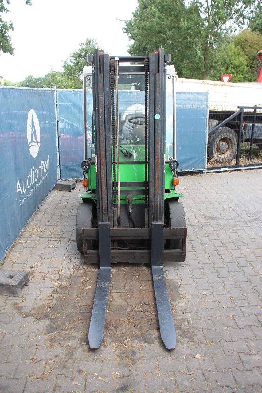 Gabelstapler Cesab Drago H250 LPG 2400 kg 3,2 m