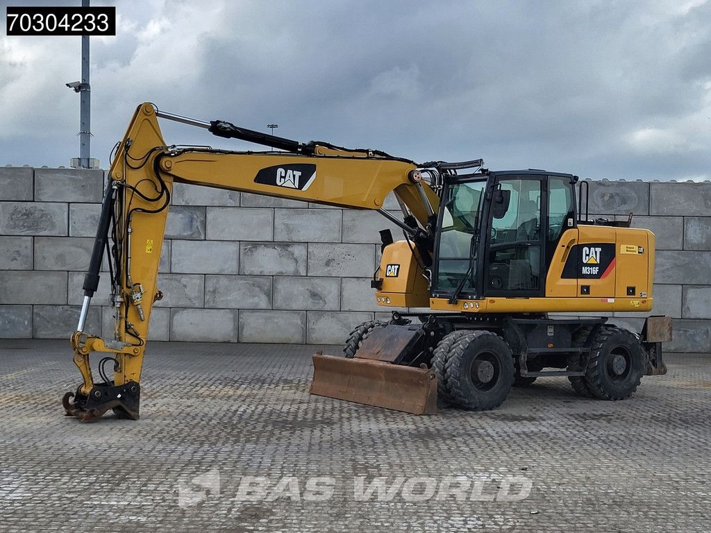 Caterpillar M316F M316 F Outrigger + Blade