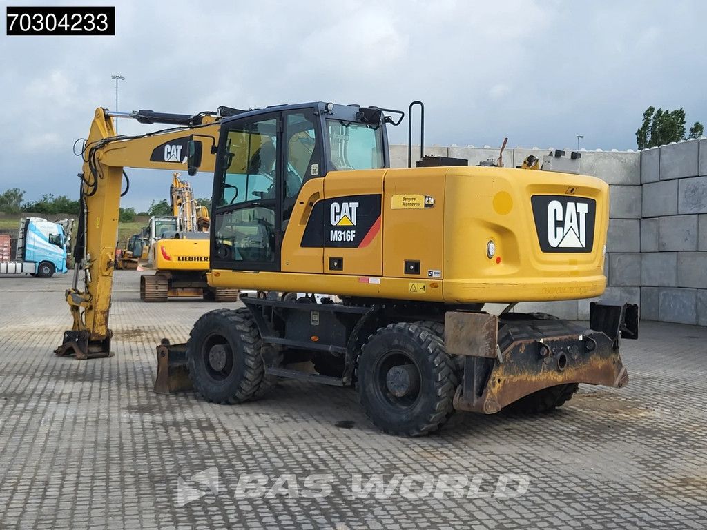 Caterpillar M316F M316 F Outrigger + Blade