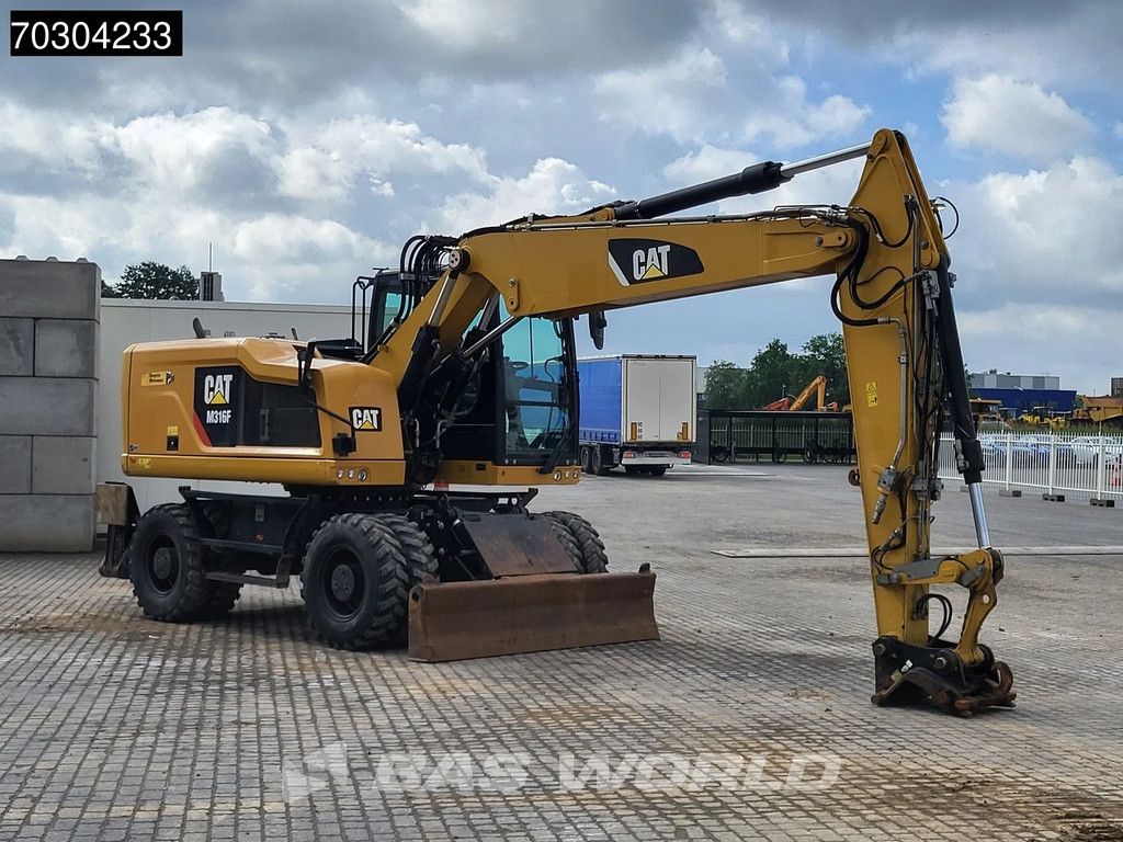 Caterpillar M316F M316 F Outrigger + Blade