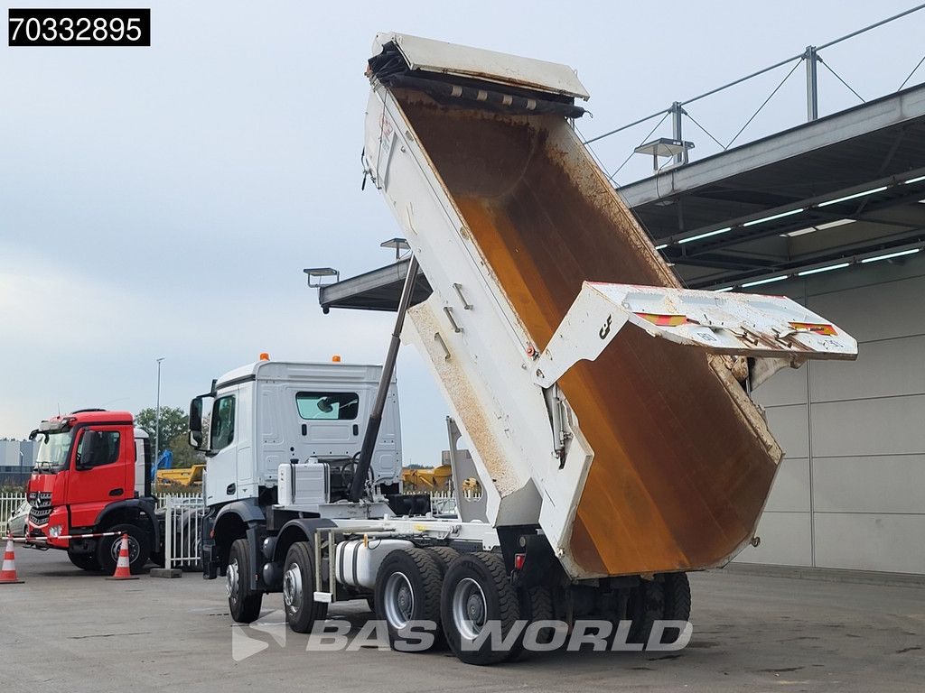 Mercedes Arocs 3245 8X4 16m3 tipper Hydraulic tailgate Full Steel suspension Big-Axle Euro 6