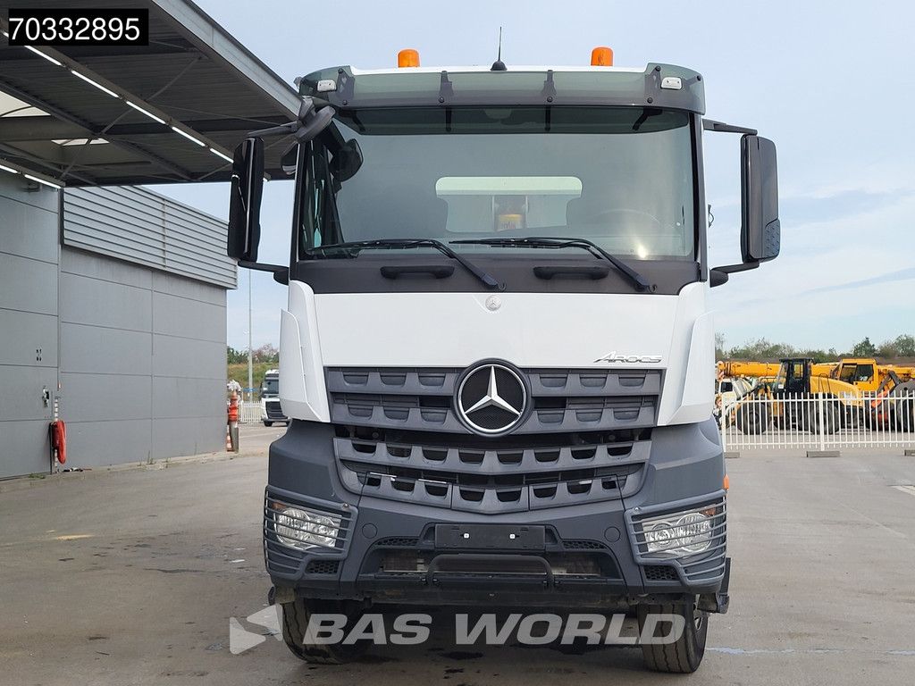 Mercedes Arocs 3245 8X4 16m3 tipper Hydraulic tailgate Full Steel suspension Big-Axle Euro 6
