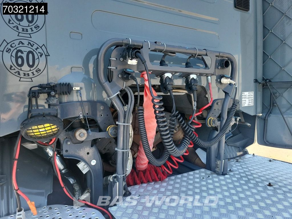 Scania R580 4X2 70T! Full-Air Retarder 2x Tanks Standklima Navi