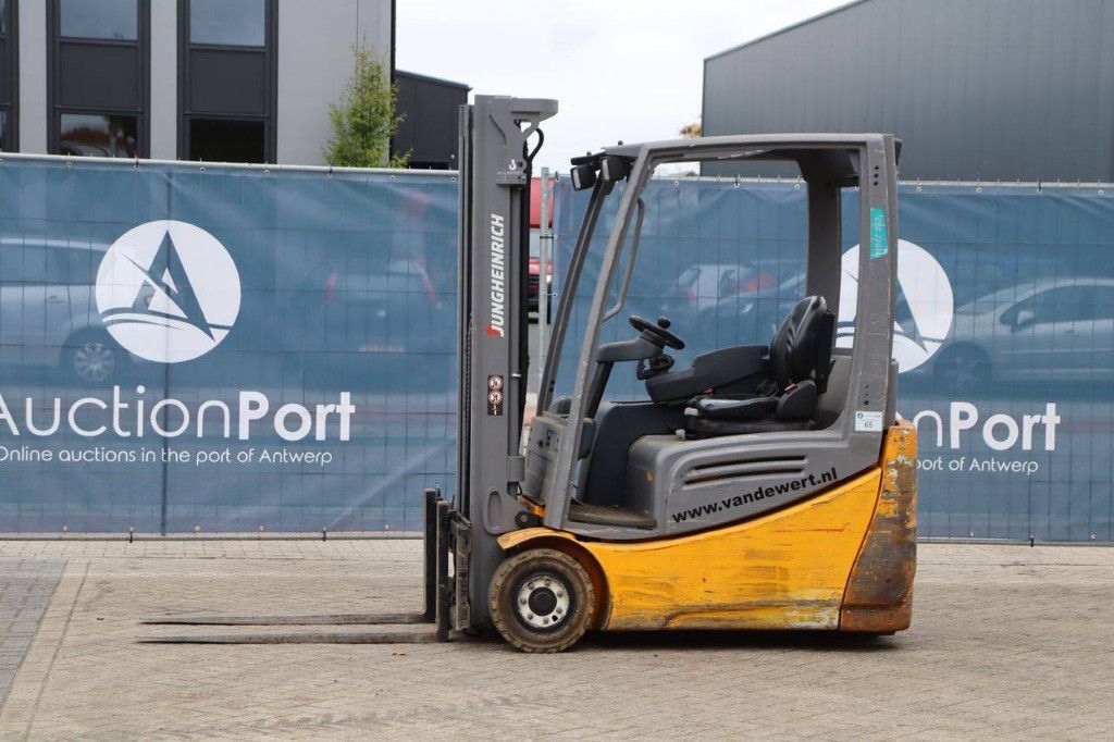 Heftruck Jungheinrich EFG216k Elektrisch 1600kg 3.3m 2016