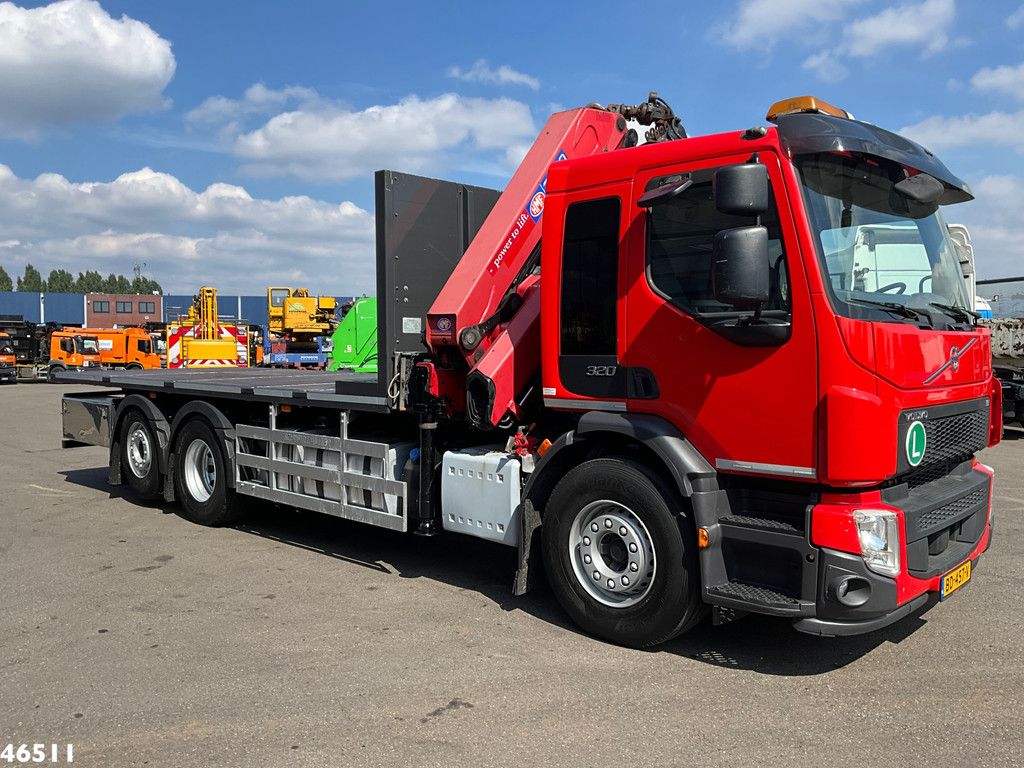 Volvo FE 320 Euro 6 HMF 26 Tonmeter laadkraan