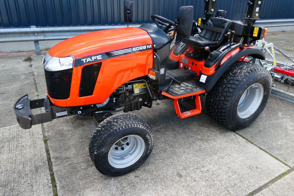 Tafe 6028M