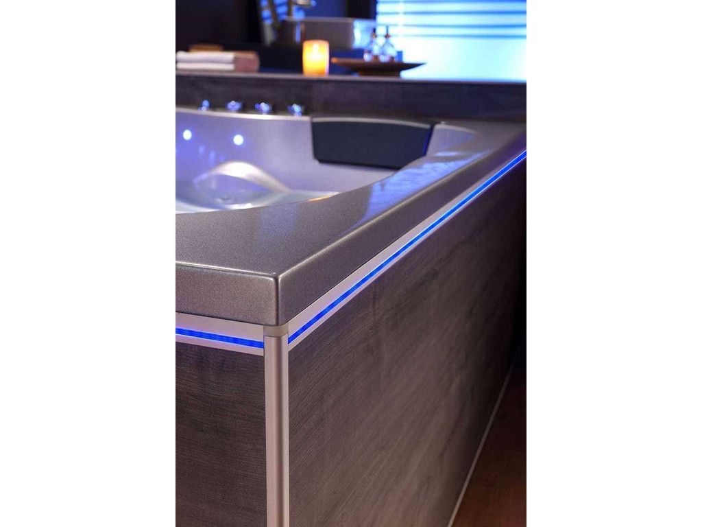 RTE Mailand Whirlpool 2-3p Neu