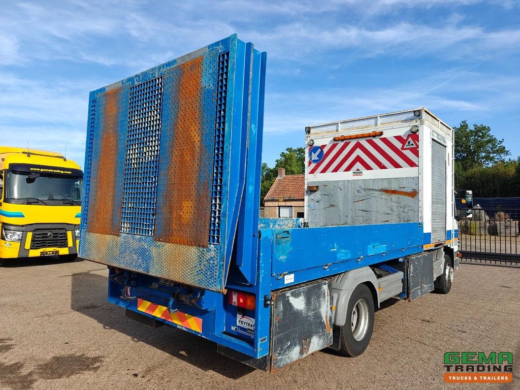 Mercedes-Benz Atego 1624L 4x2 Day Cab Euro4 - 6 CYL - Flatbed Truck 4.4m + Double Hydraulic Ramps - Tool Room - Manual Transmission