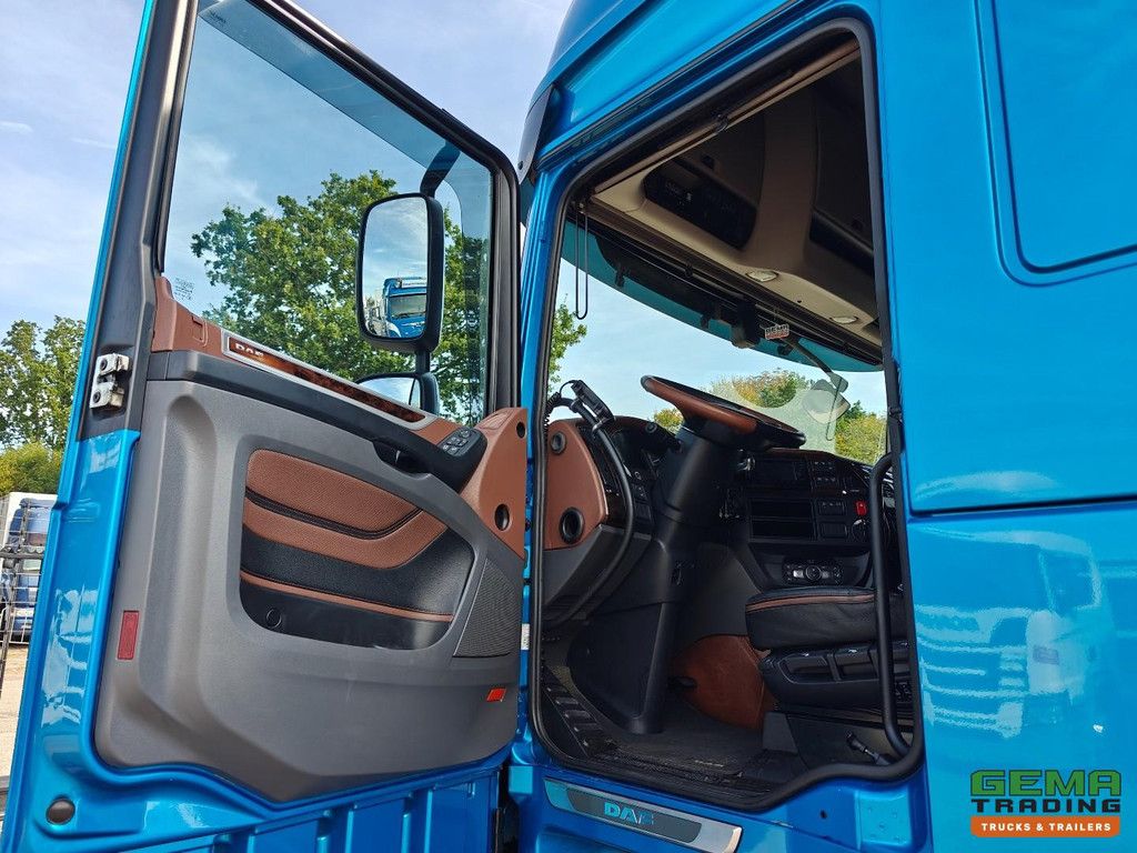 DAF XF 530 FT 4x2 SuperSpaceCab Euro6C - LowDeck - Hydraulics - Full Air - SmartTachoV2 - Stand Air Conditioning
