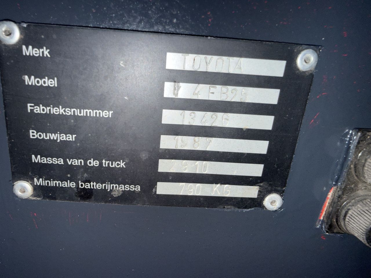 Toyota 2.5 tonner elektrisch triplo 500cm freelift sideshift