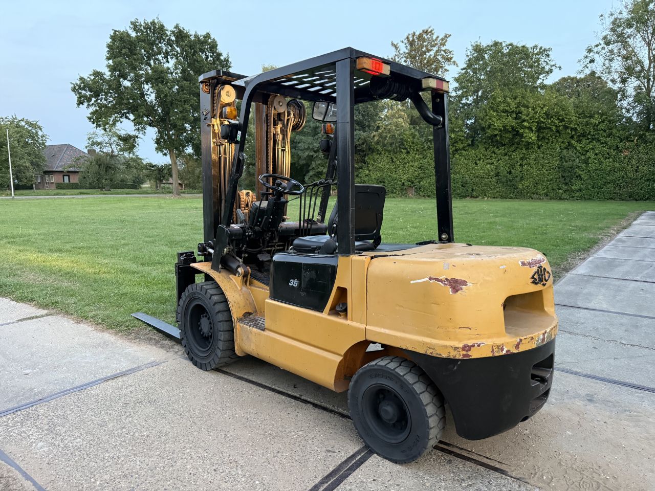 3.5 tonner diesel heftruck 3-delig freelift 4 ventielen 3500uur