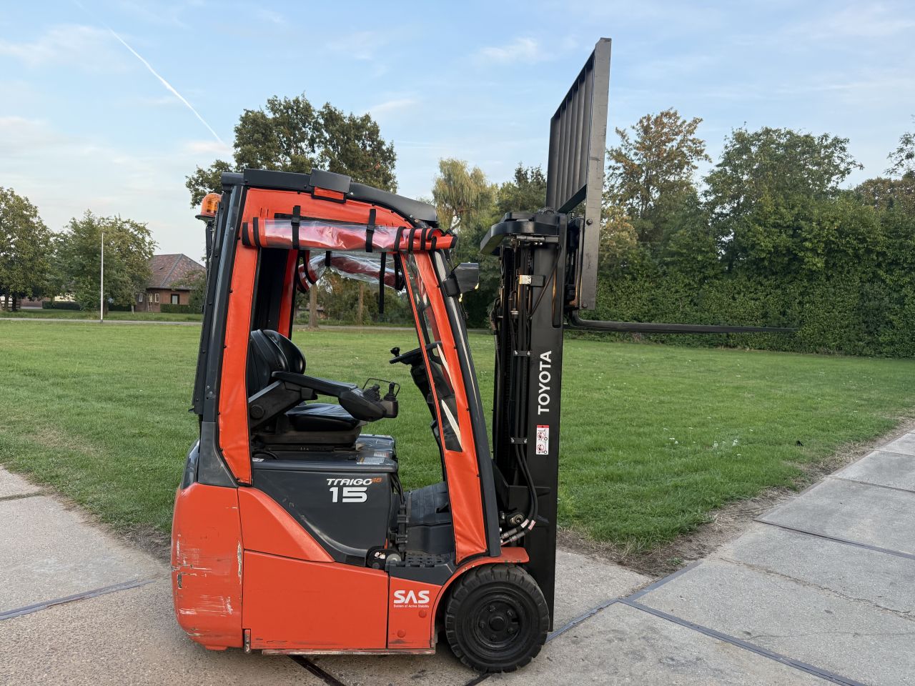 Toyota Traigo 1600KG 3-delig freelift Sideshift 6000uur
