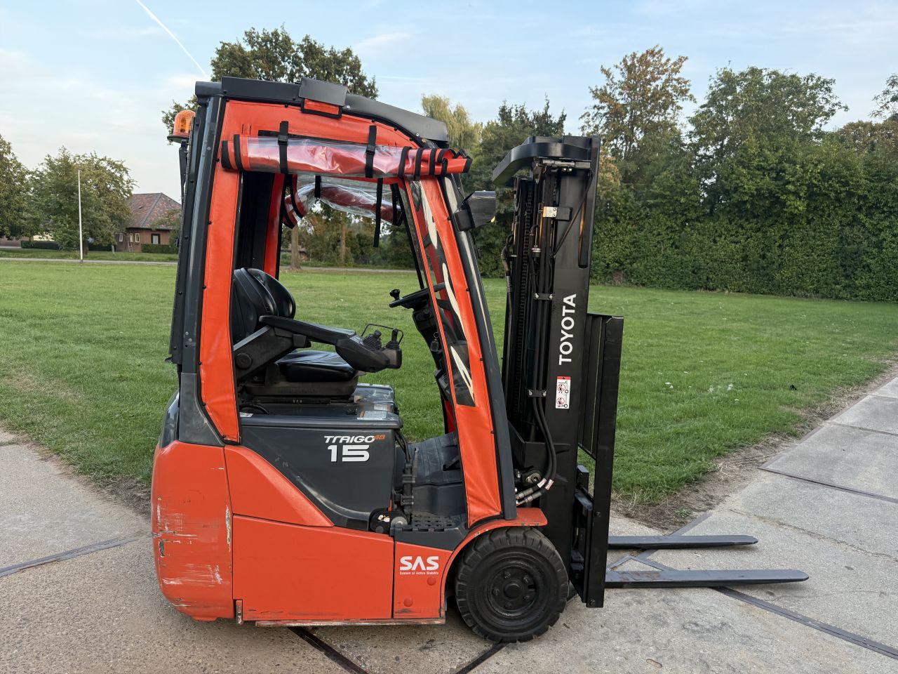Toyota Traigo 1600KG 3-delig freelift Sideshift 6000uur