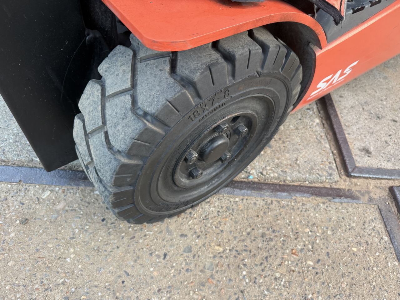 Toyota Traigo 1600KG 3-delig freelift Sideshift 6000uur