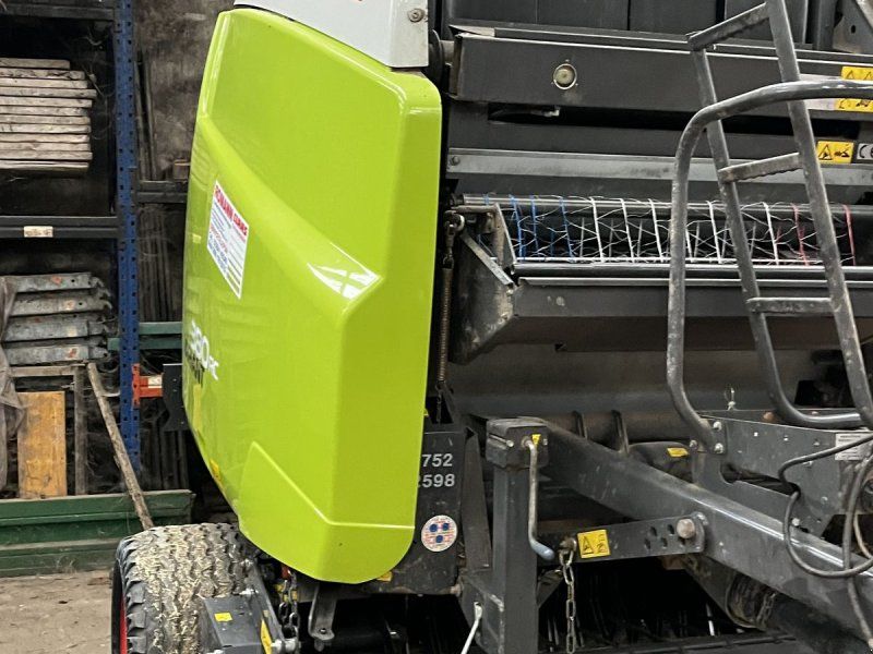 Claas Variant 380 RC