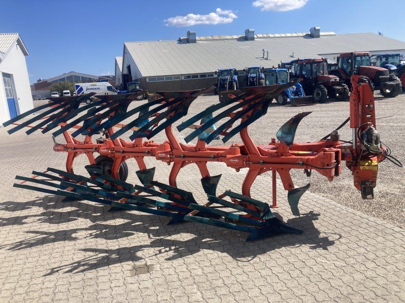 Kuhn VARI-MASTER 120 NSH