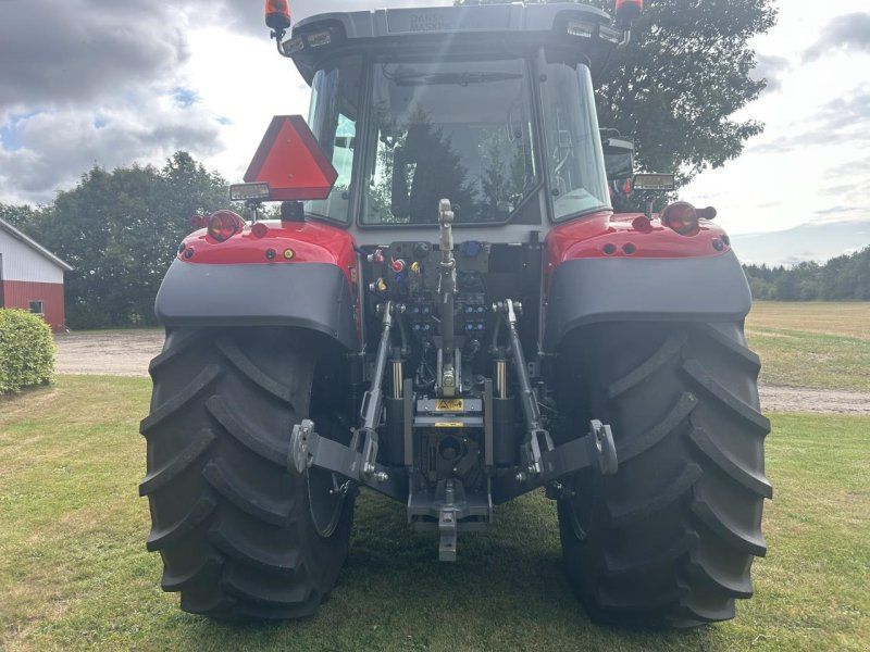 Massey Ferguson 5S 145 DYNA 6 EXCL.