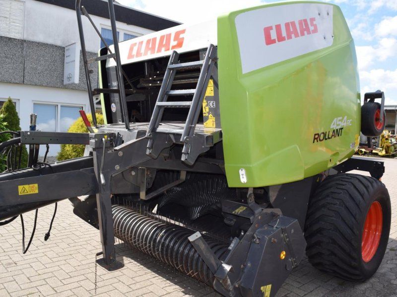 Claas Rollant 454 RC