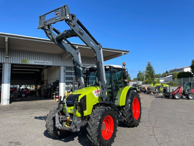 Claas Axos 320