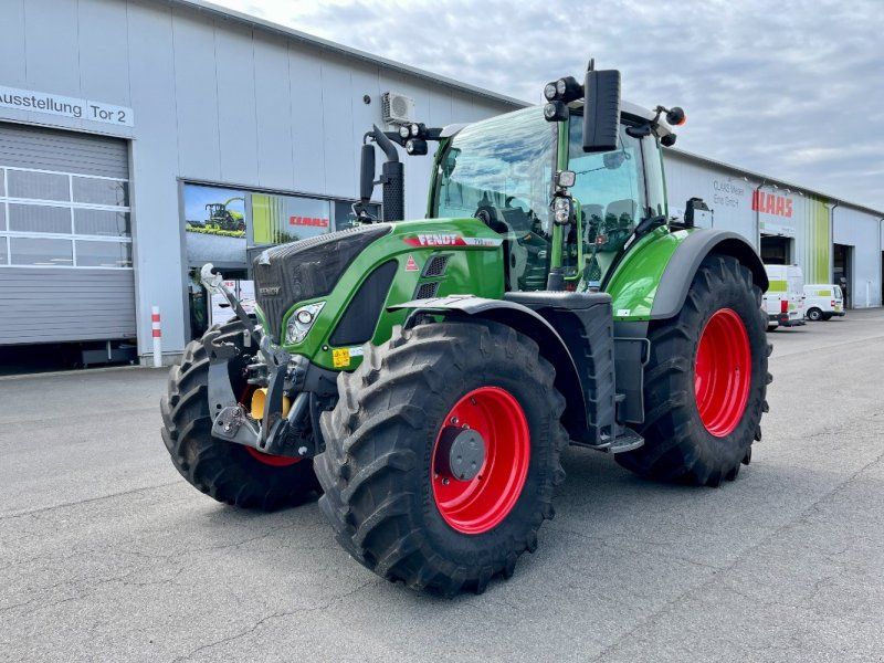 Fendt 718 VARIO PROFI PLUS, FKH + FZW, Lenksystem, nur 1.550 h !