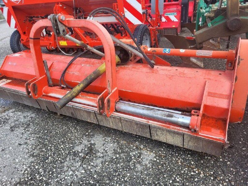 Kuhn VKM 280