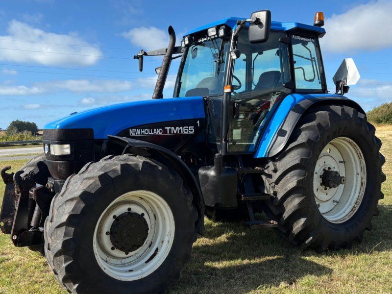 New Holland TM165 SS Ultra