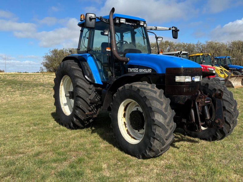 New Holland TM165 SS Ultra