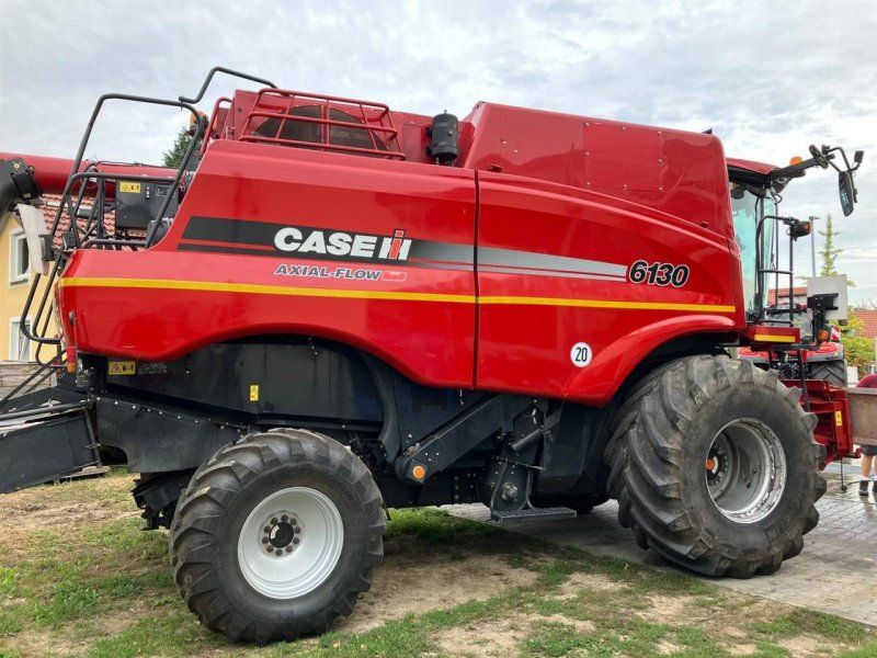 Case IH Axial Flow 6130