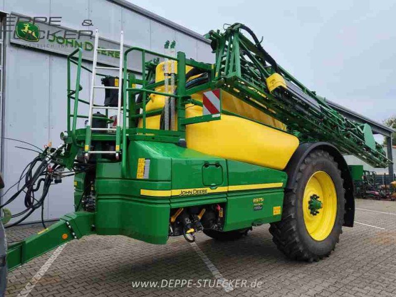 John Deere R975i