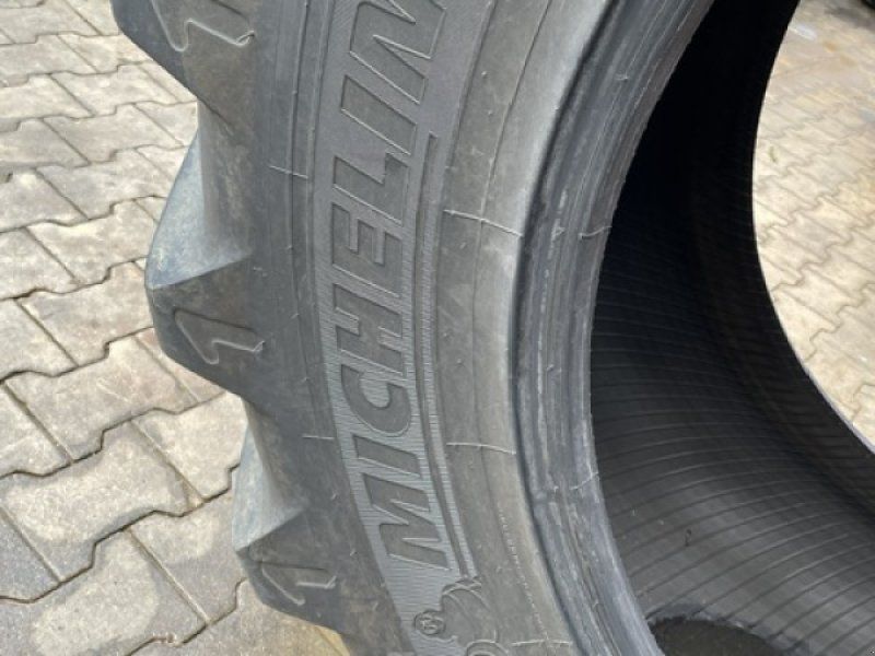Michelin 650/60 R38