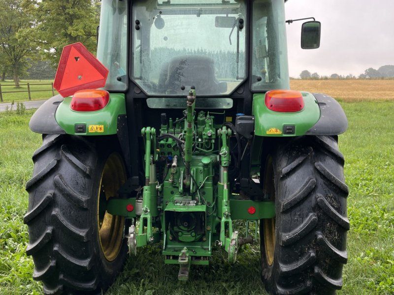 John Deere 5100 R 4wd m. komplet nyere hjul pakke Sprøjte & Tvilling