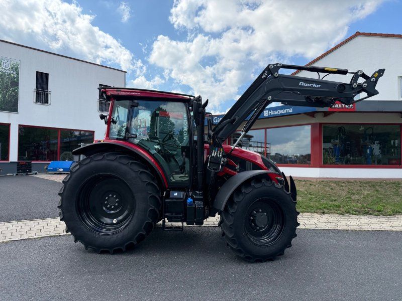 Valtra A105 H4