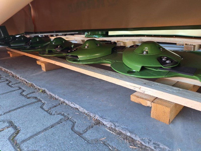 Krone ACTIVEMOW AM R 320
