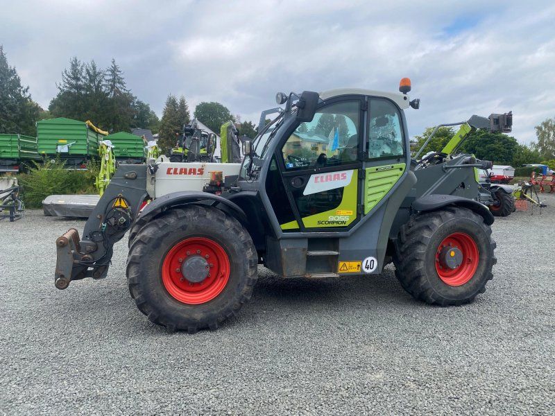 Claas Scorpion 9055