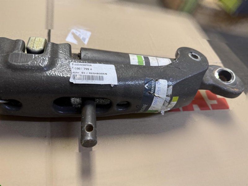 Claas Seitenstrebe Axos/ Celtis Heckkfraftheber