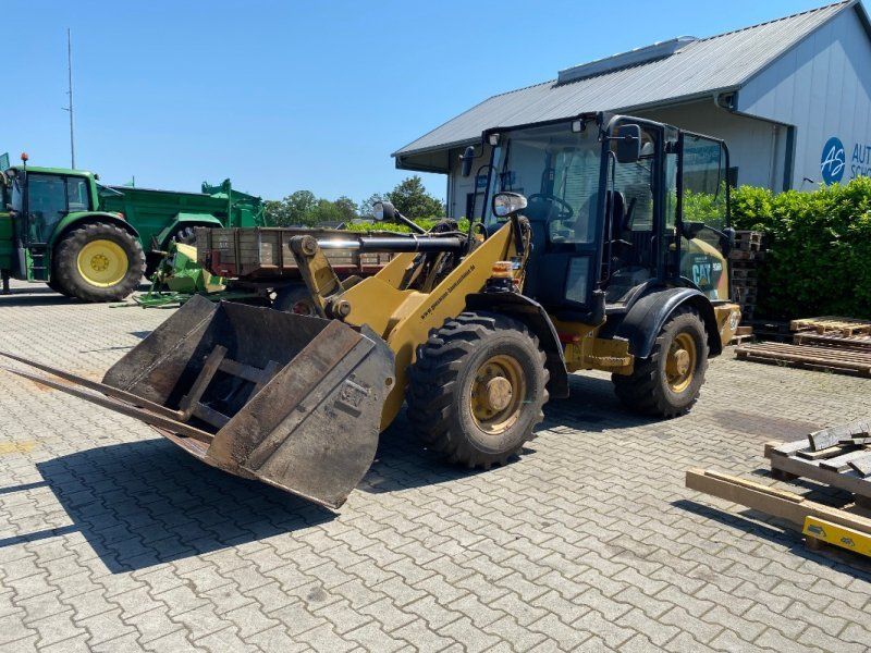 Cat 906H