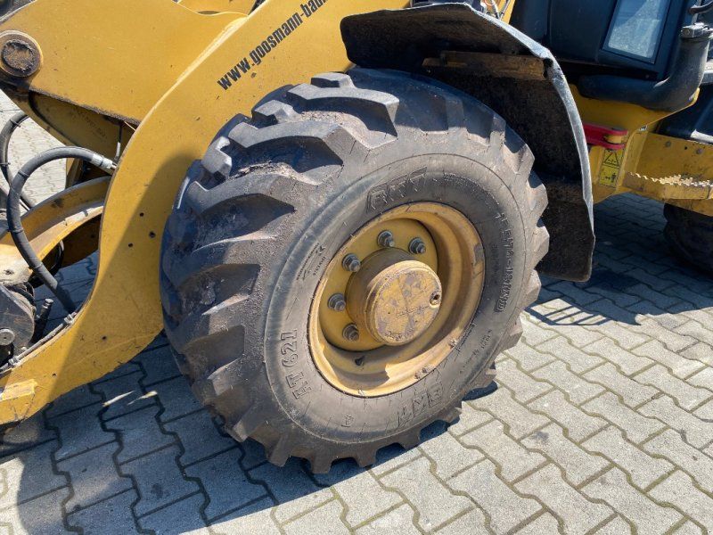 Cat 906H