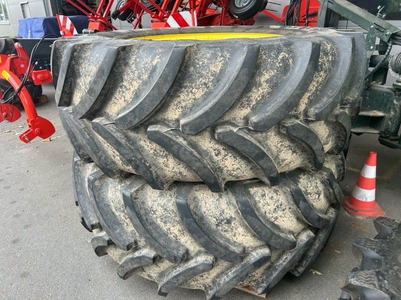 Vredestein 650/65R38