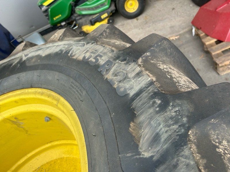 Vredestein 540/65R28