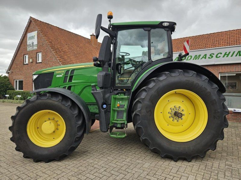 John Deere 6250R