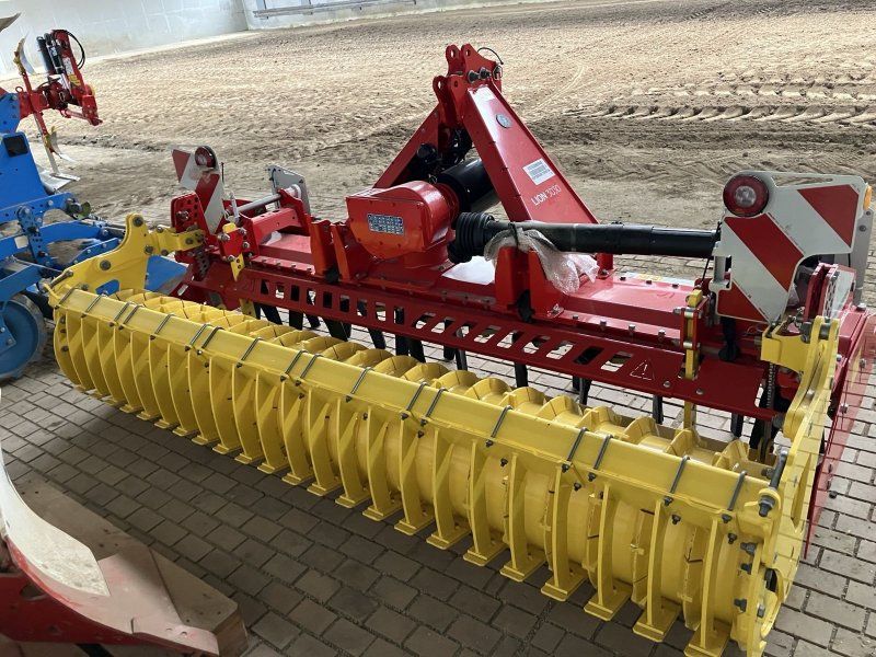 Pöttinger LION 3030