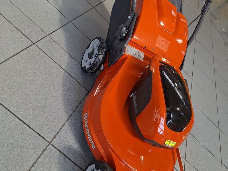 Husqvarna Akku-Rasenmäher LC 353iVX
