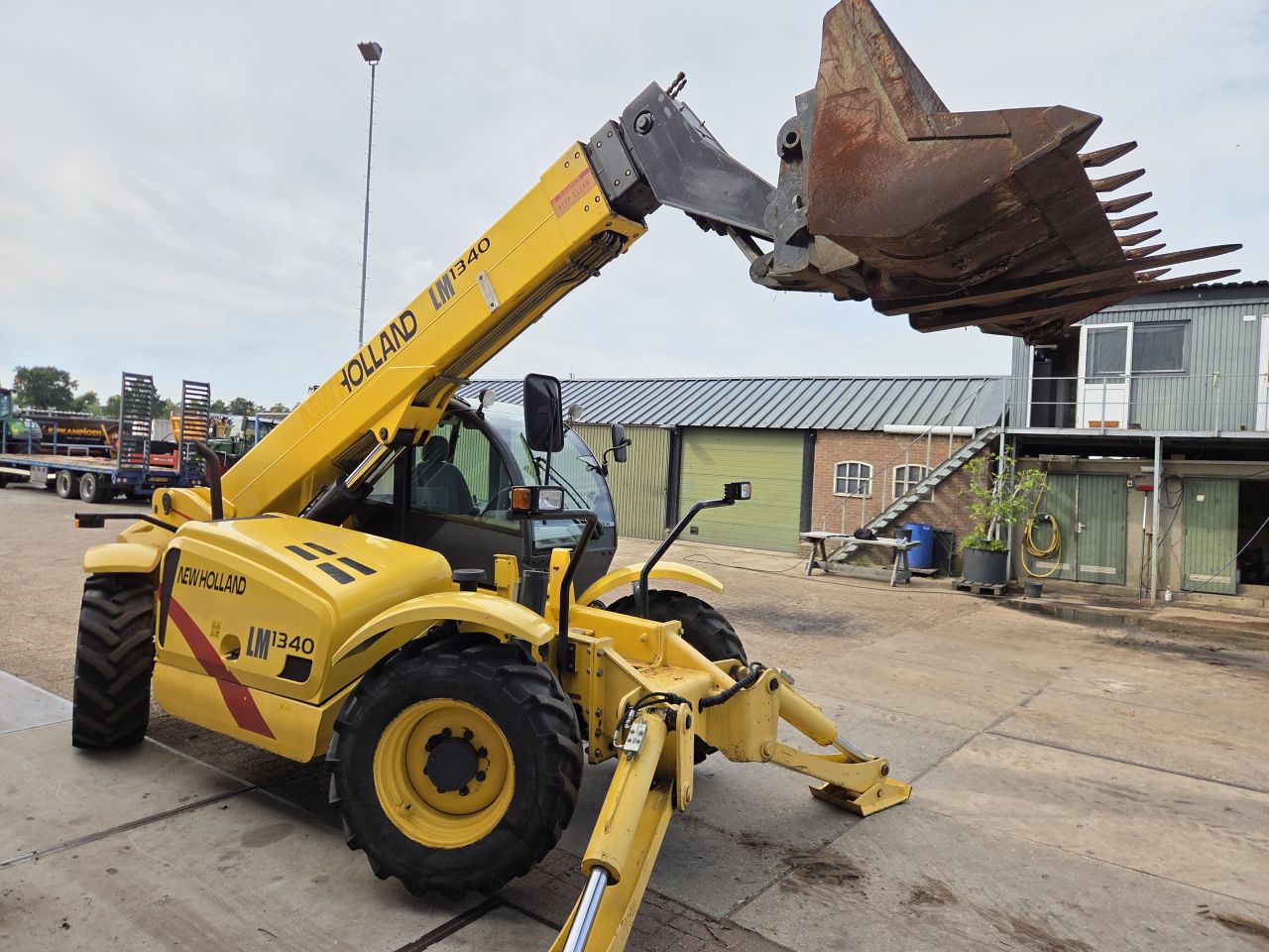 New-Holland LM1340