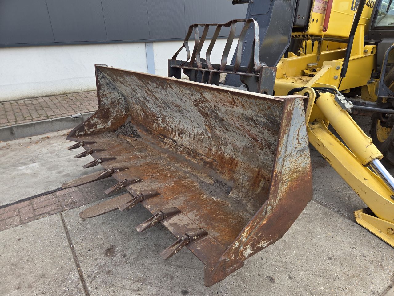 New-Holland LM1340