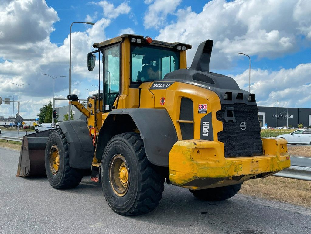 Volvo L90H