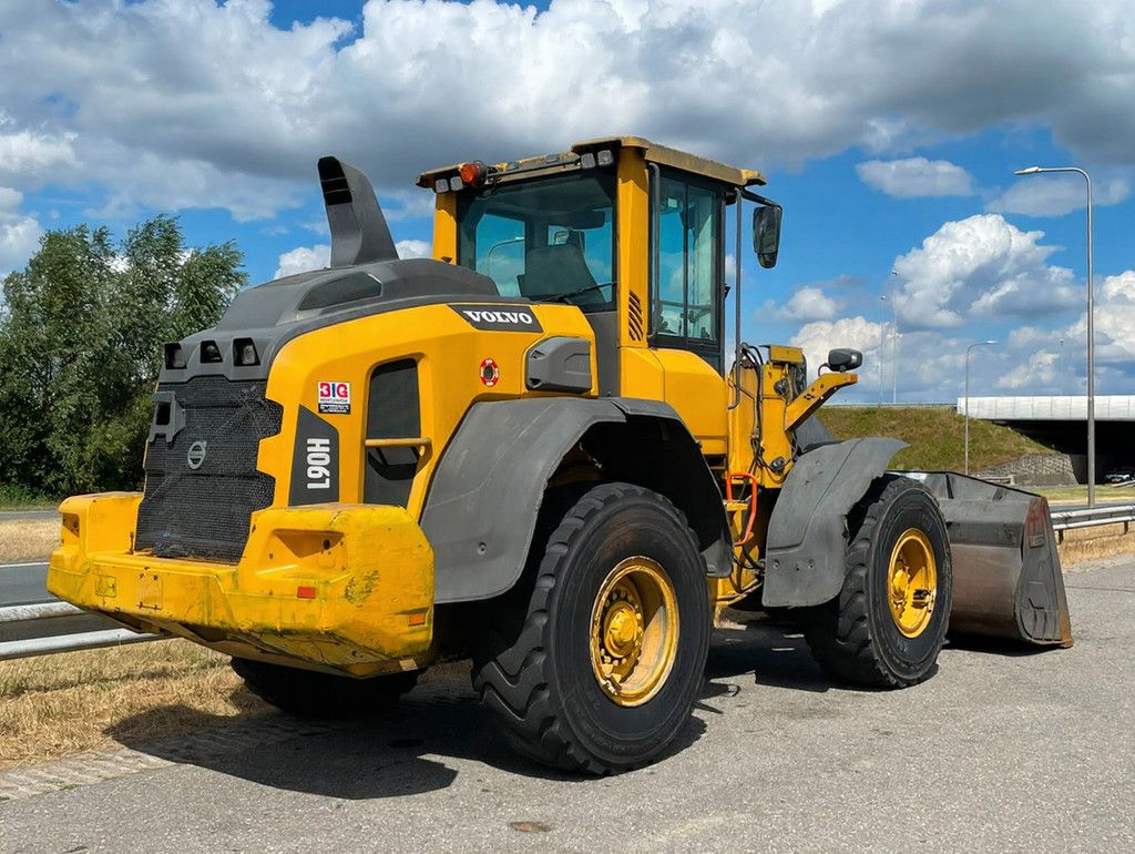 Volvo L90H