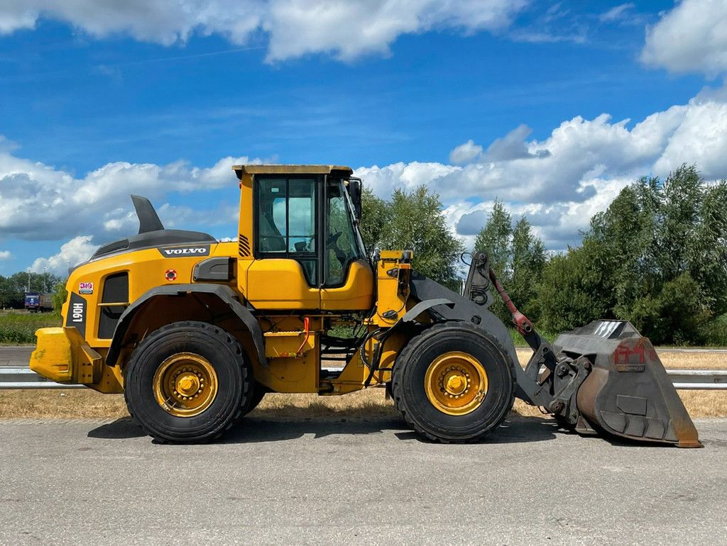 Volvo L90H